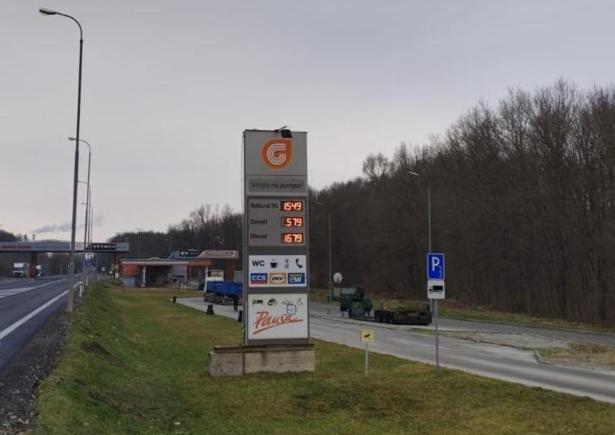 Gas Truck Centrum Holíč Bagian luar foto